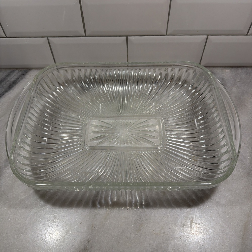 Vtg Oven-proof Ribbed Casserole Dish Rectangle 14x8" MCM Vtg Pressed Glass GW996 - Picture 1 of 10